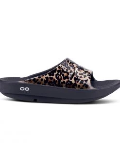 'OOFOS' Women's OOahh Slide Limited Edition - Black / Leopard