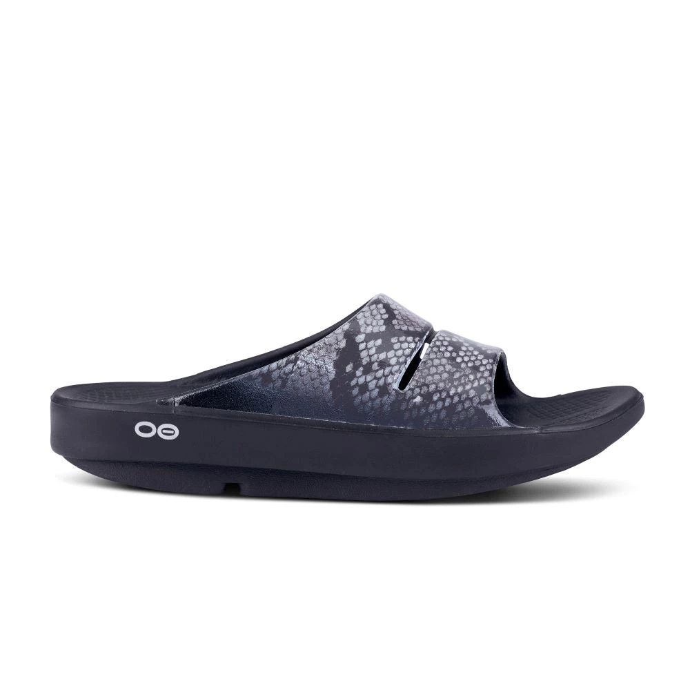 'OOFOS' Women's OOahh Slide Limited Edition - Black / Snake 3 'OOFOS' Women's OOahh Slide Limited Edition - Black / Snake