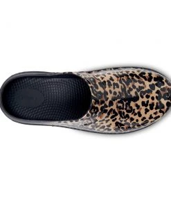 'OOFOS' Women's OOcloog Luxe Pixel Clog - Black / Black Leopard