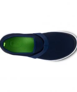 'OOFOS' Women's OOmg Fibre Low Slip On - White / Navy 12 'OOFOS' Women's OOmg Fibre Low Slip On - White / Navy