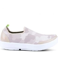 'OOFOS' Women's OOmg EeZee Low Shoe - White / Tan Camo
