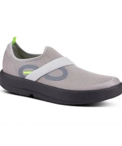 'OOFOS' Men's OOmg Low Slip On - Black / Gray