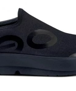 'OOFOS' Men's OOmg EeZee Low Shoe - Black / Black