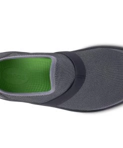 'OOFOS' Women's OOmg Fibre Low Slip On - Black / Grey