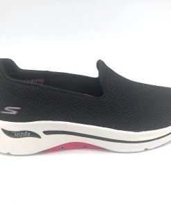 'Skechers' Women's GOwalk Arch Fit-Grateful - Black / Hot Pink
