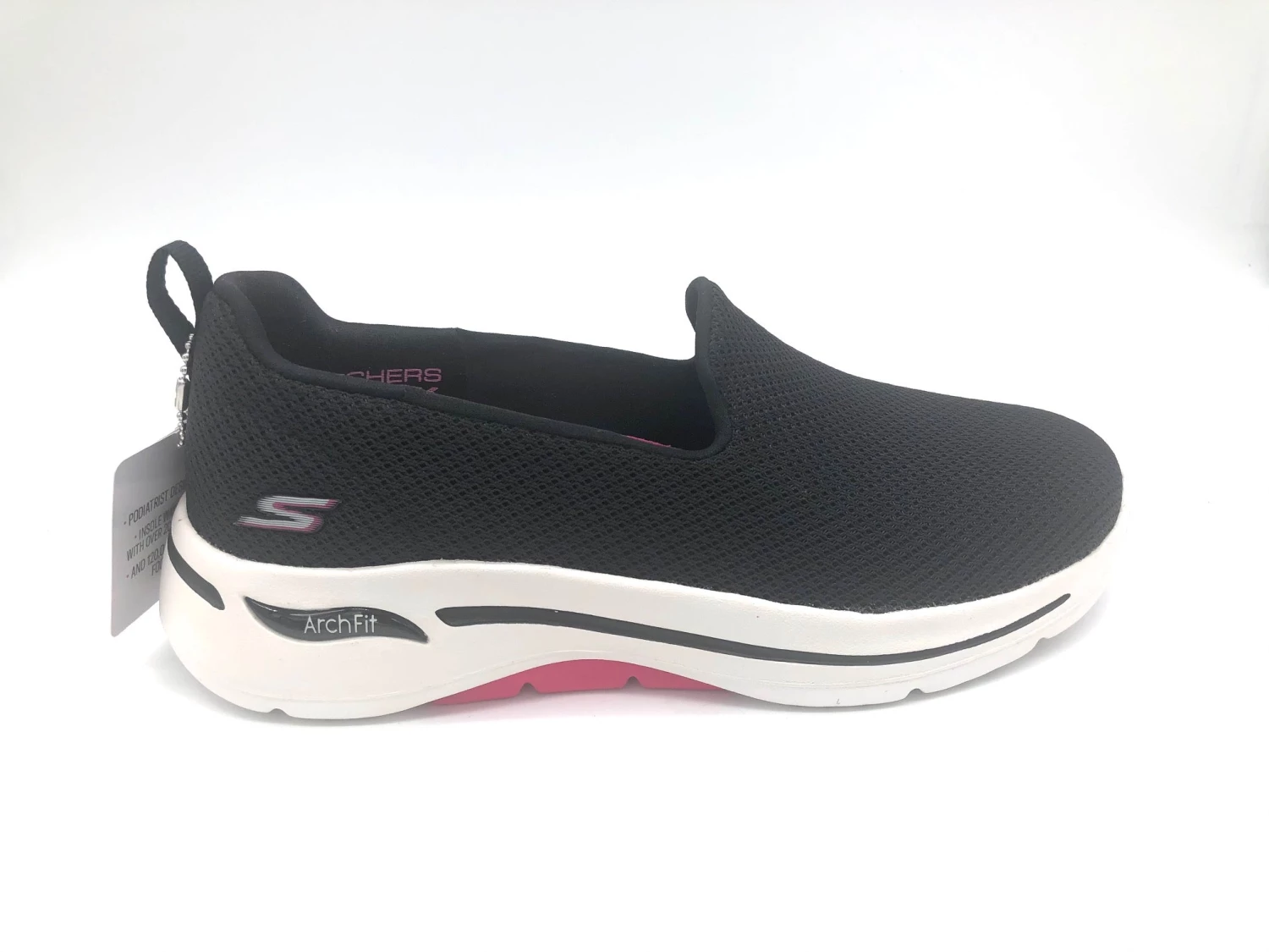 'Skechers' Women's GOwalk Arch Fit-Grateful - Black / Hot Pink 3 'Skechers' Women's GOwalk Arch Fit-Grateful - Black / Hot Pink