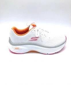 'Skechers' Women's Max Cushioning Arch Fit - White