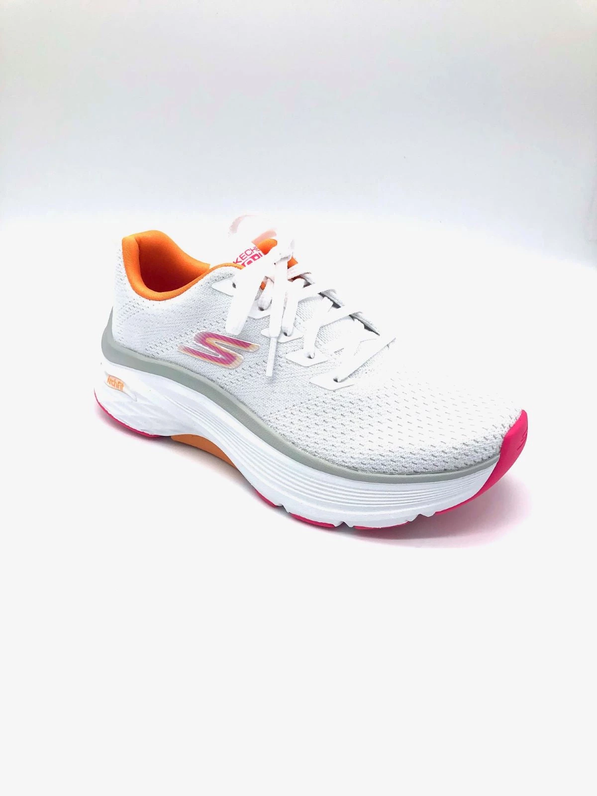 'Skechers' Women's Max Cushioning Arch Fit - White 6 'Skechers' Women's Max Cushioning Arch Fit - White