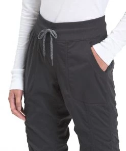 'The North Face' Women's Aphrodite 2.0 Capri - Asphalt Grey 9 'The North Face' Women's Aphrodite 2.0 Capri - Asphalt Grey