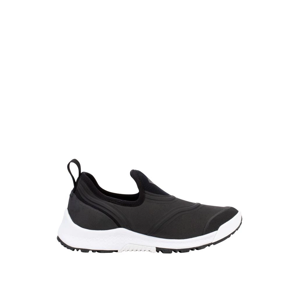 'Muck' Women's WP Outscape Low - Black 8 'Muck' Women's WP Outscape Low - Black