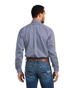 'Ariat' Men's Wrinkle-Free Ernest Classic Long Sleeve - NOCTURNAL BLUE