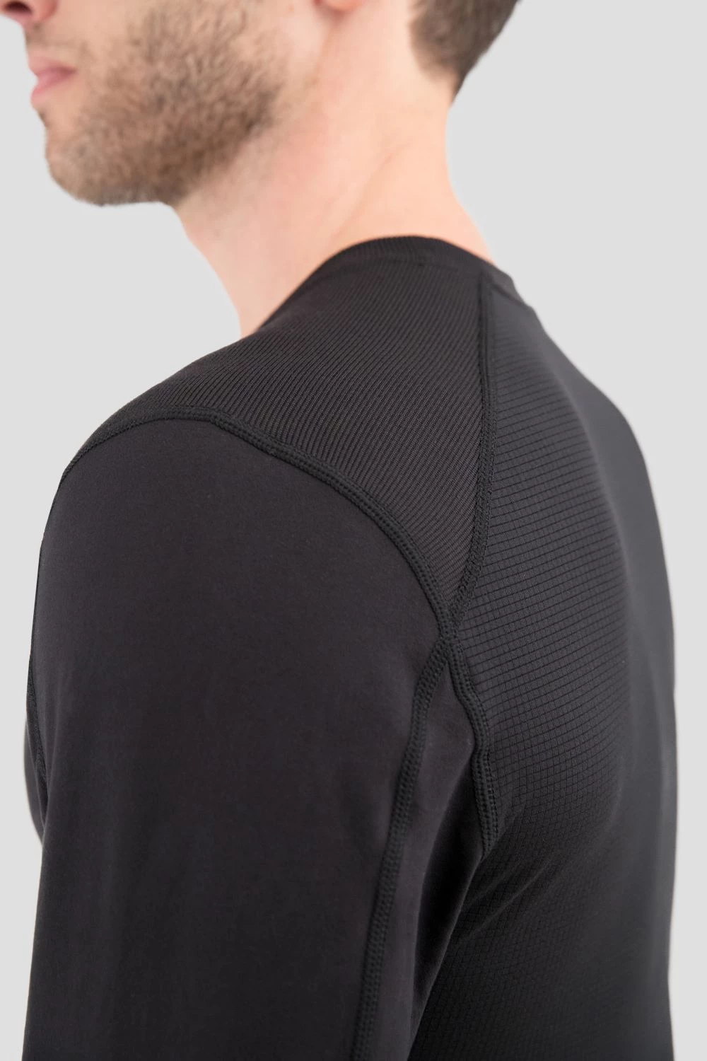 TERRAMAR BASE LAYER 'Terramar' Men's 2.0 Thermolator® Performance Crew - Black 7 TERRAMAR BASE LAYER 'Terramar' Men's 2.0 Thermolator® Performance Crew - Black