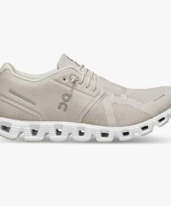 'On Running' Women's Cloud 5 - Pearl / White