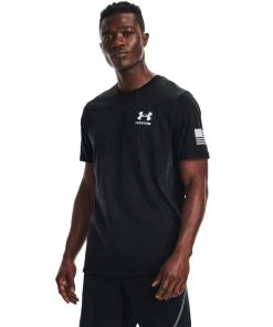 'Under Armour' Men's New Freedom Flag T-Shirt - Black / White